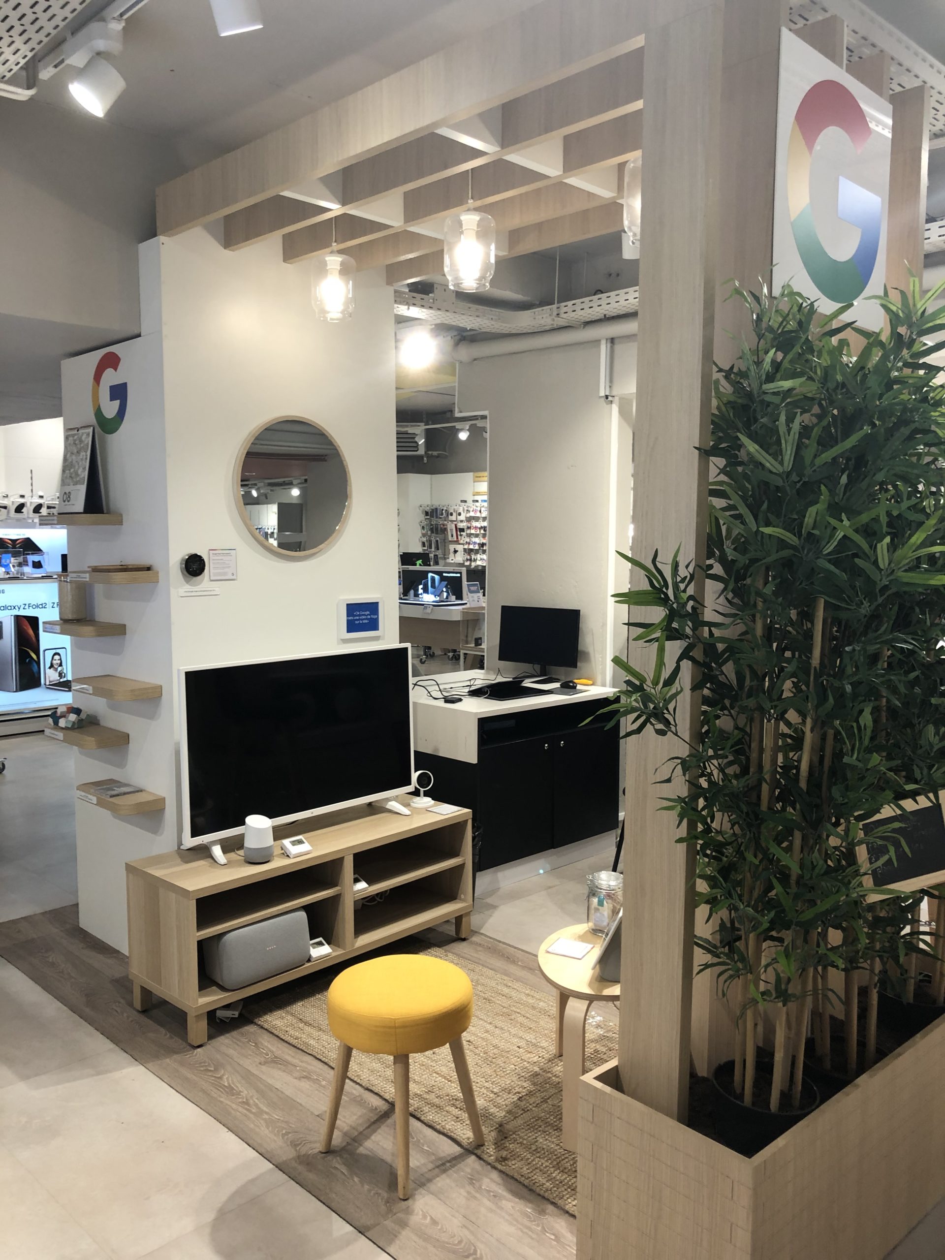 Buyby Market - STAND POP-UP GOOGLE 2